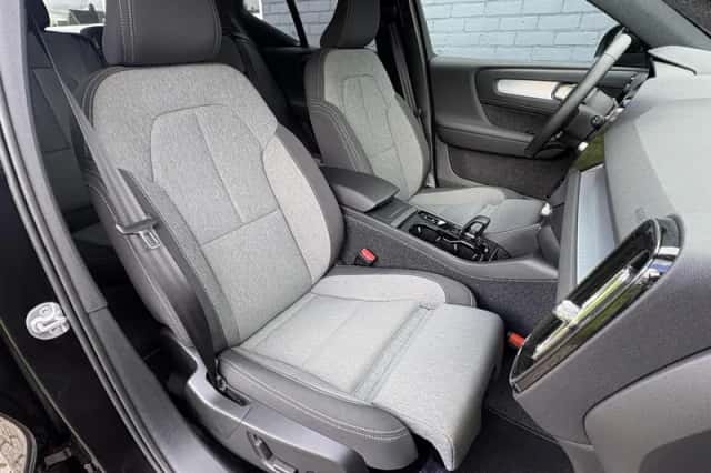 Volvo XC40 (2026) thumbnail 6