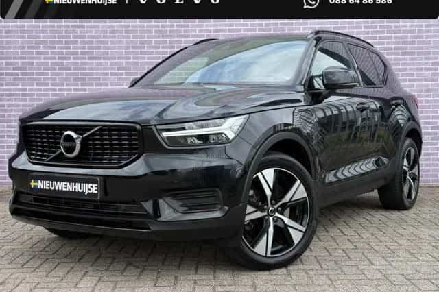 Volvo XC40 (2022) thumbnail 1