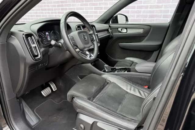 Volvo XC40 (2022) thumbnail 6