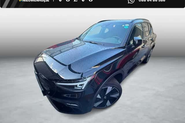 Volvo XC40 (2024) thumbnail 1