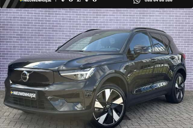 Volvo XC40 (2024) thumbnail 1