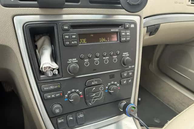 Volvo S60 (2006) thumbnail 5