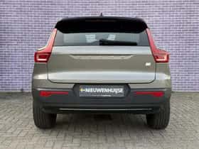 Volvo XC40 thumbnail 11