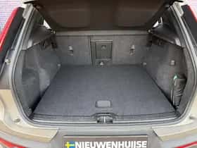 Volvo XC40 thumbnail 16