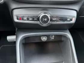 Volvo XC40 thumbnail 18