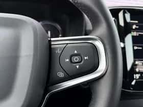Volvo XC40 thumbnail 24