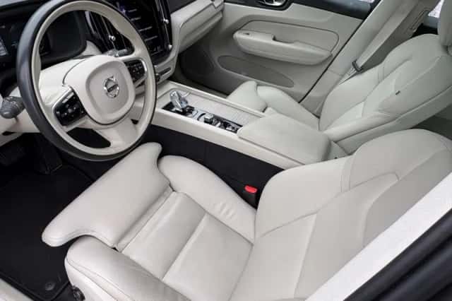Volvo XC60 (2020) thumbnail 4