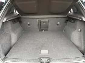 Volvo XC40 thumbnail 11