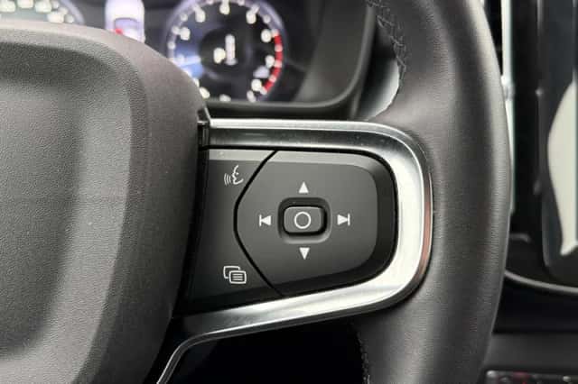 Volvo XC40 (2022) thumbnail 19