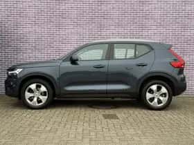 Volvo XC40 thumbnail 6