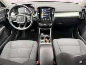 Volvo XC40 thumbnail 7