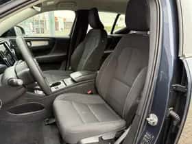 Volvo XC40 thumbnail 8