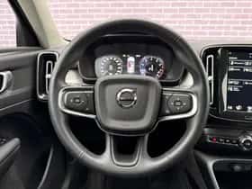 Volvo XC40 thumbnail 9