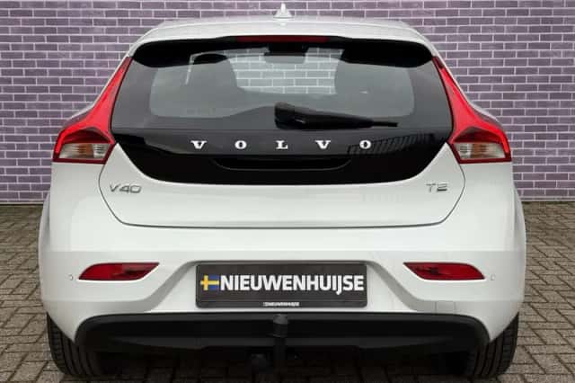 Volvo V40 (2018) thumbnail 14