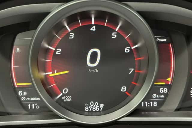 Volvo V40 (2018) thumbnail 27