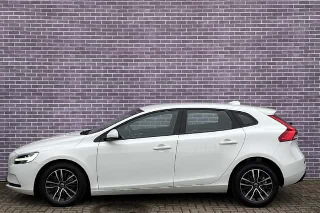 Volvo V40 (2018) thumbnail 30
