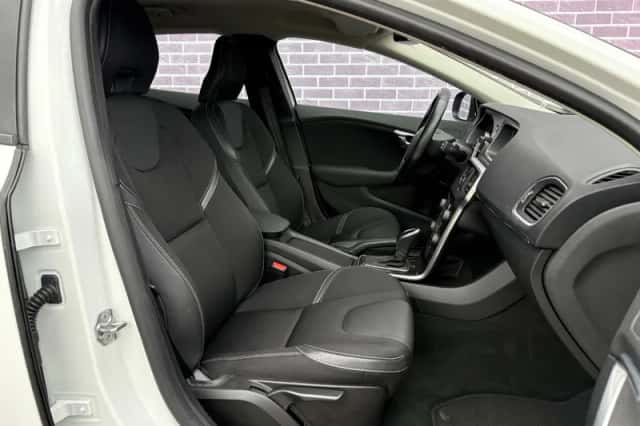 Volvo V40 (2018) thumbnail 6