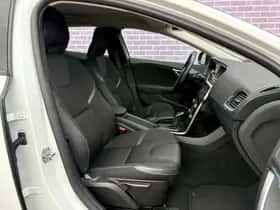 Volvo V40 thumbnail 6