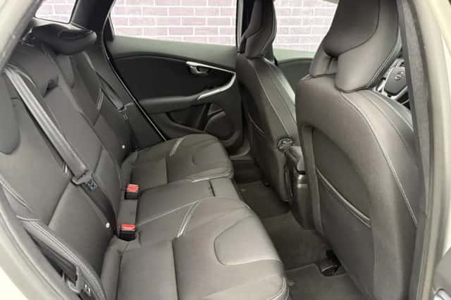 Volvo V40 (2018) thumbnail 7