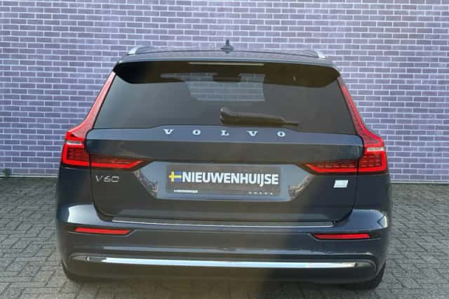Volvo V60 (2023) thumbnail 15