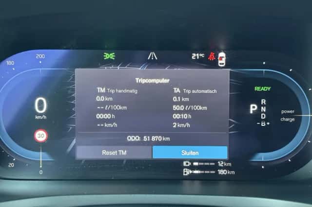 Volvo V60 (2023) thumbnail 25