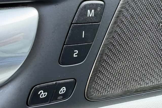 Volvo V60 (2023) thumbnail 28