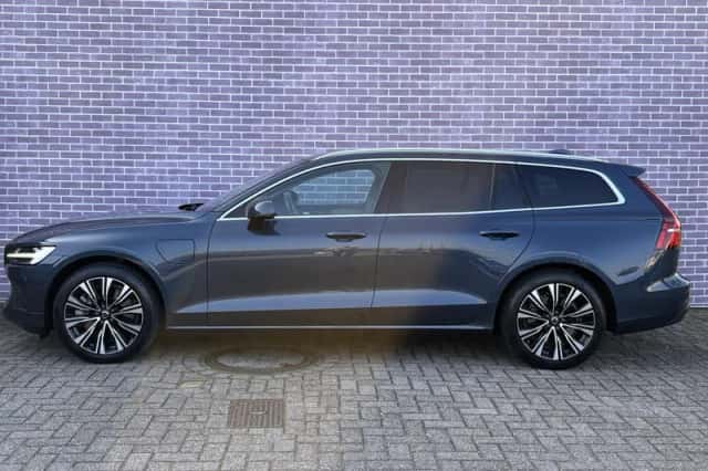 Volvo V60 (2023) thumbnail 30