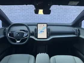 Volvo EX30 thumbnail 4