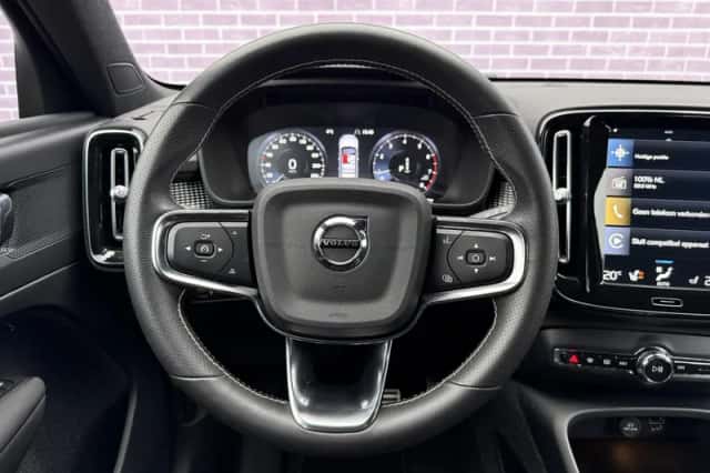 Volvo XC40 (2021) thumbnail 23