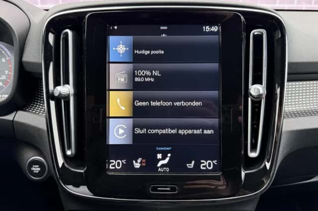 Volvo XC40 (2021) thumbnail 24