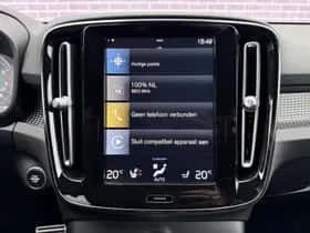 Volvo XC40 thumbnail 24