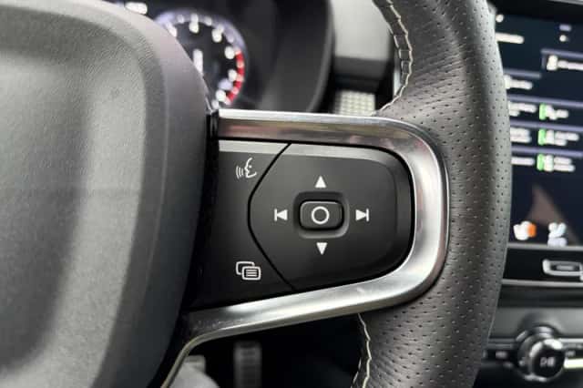 Volvo XC40 (2021) thumbnail 27