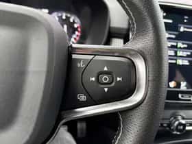 Volvo XC40 thumbnail 27