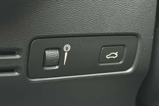 Volvo XC40 (2021) thumbnail 30