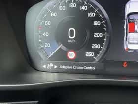 Volvo XC40 thumbnail 31