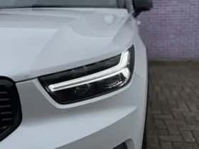 Volvo XC40 thumbnail 9