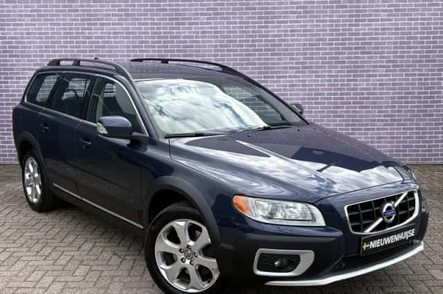 Volvo XC70 (2010) thumbnail 14