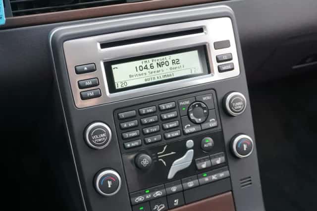 Volvo XC70 (2010) thumbnail 27
