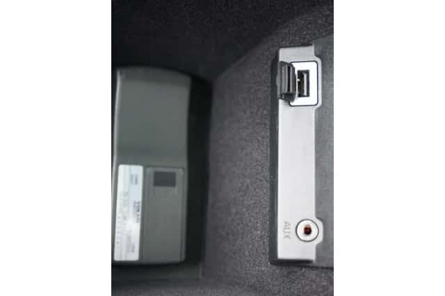 Volvo XC70 (2010) thumbnail 36
