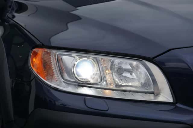 Volvo XC70 (2010) thumbnail 9