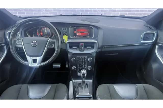 Volvo V40 (2019) thumbnail 4