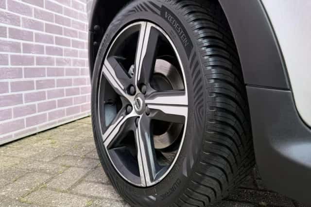 Volvo C30 (2012) thumbnail 5