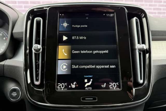 Volvo XC40 (2021) thumbnail 17