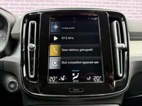 Volvo XC40 (2021) thumbnail 17