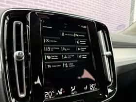 Volvo XC40 (2021) thumbnail 18