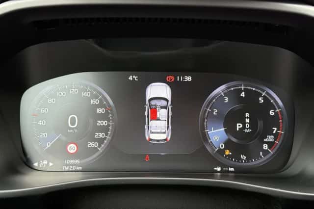 Volvo XC40 (2021) thumbnail 22
