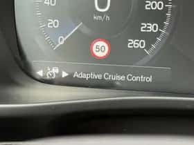 Volvo XC40 thumbnail 24