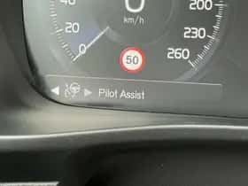 Volvo XC40 thumbnail 25