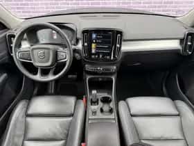 Volvo XC40 thumbnail 5