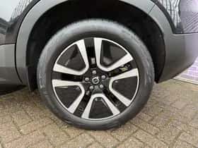 Volvo XC40 thumbnail 8